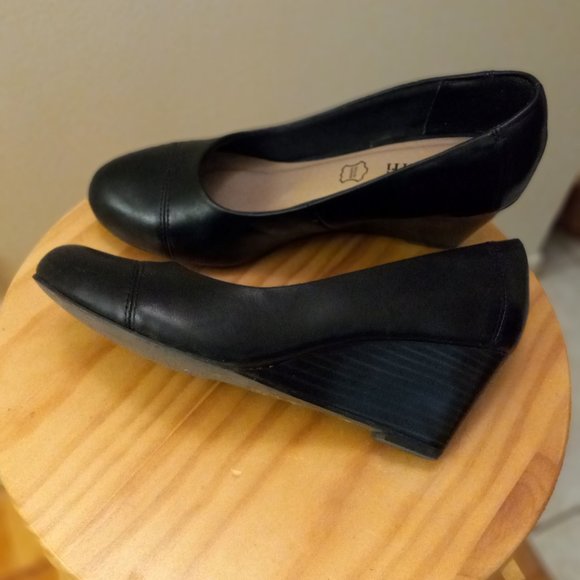 WEDGE HEELS - Picture 3 of 5